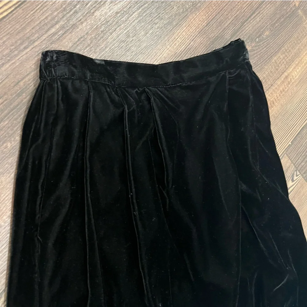 Vintage classic black